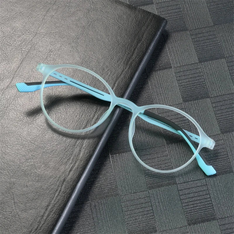 Nuevas gafas ultraligeras TR90 de aleación de titanio y goma para miopía, gafas graduadas redondas retro para hombres y mujeres.